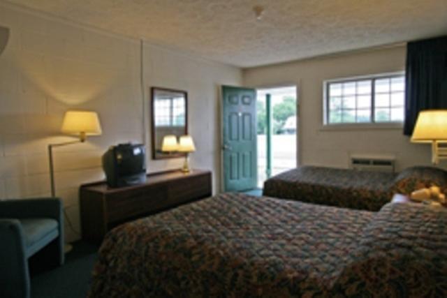 Hotel Lake Anna Glenora Стая снимка