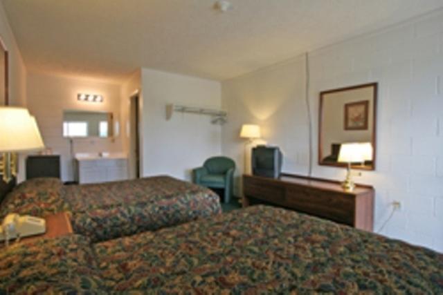 Hotel Lake Anna Glenora Стая снимка